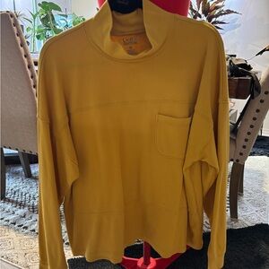Croft & Barrow Women's Mustard Sweatshirt